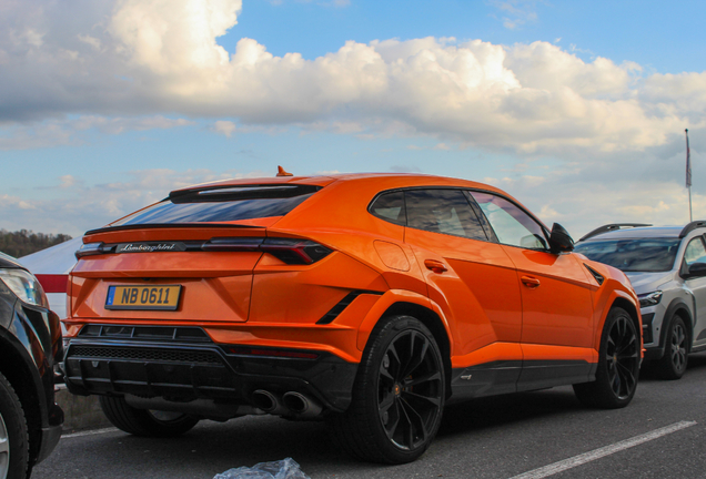 Lamborghini Urus S