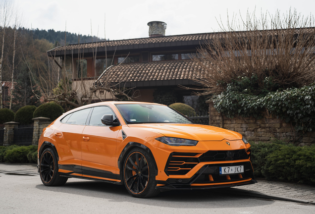 Lamborghini Urus Topcar Design