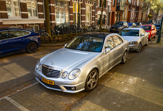 Mercedes-Benz E 63 AMG