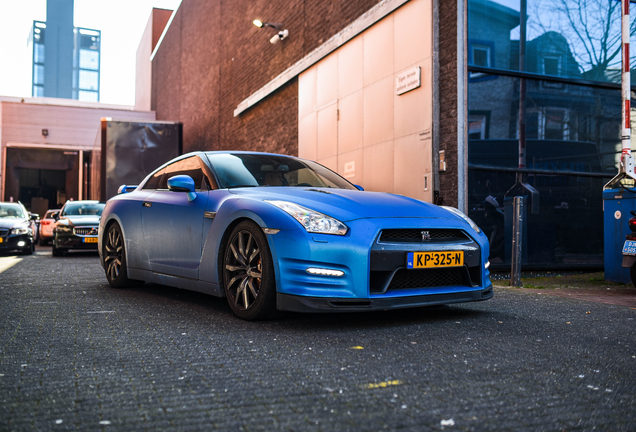 Nissan GT-R 2011