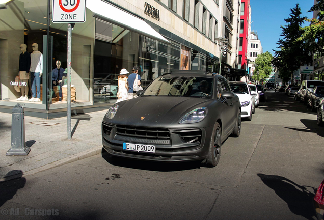 Porsche 95B Macan GTS MkII