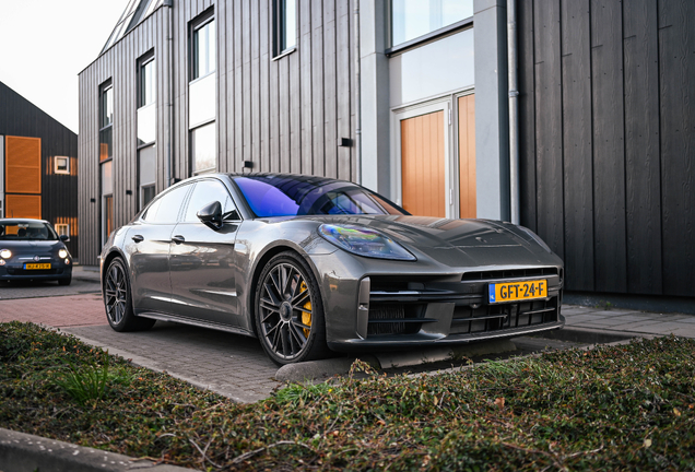 Porsche 972 Panamera Turbo E-Hybrid