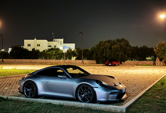Porsche 992 GT3 Touring