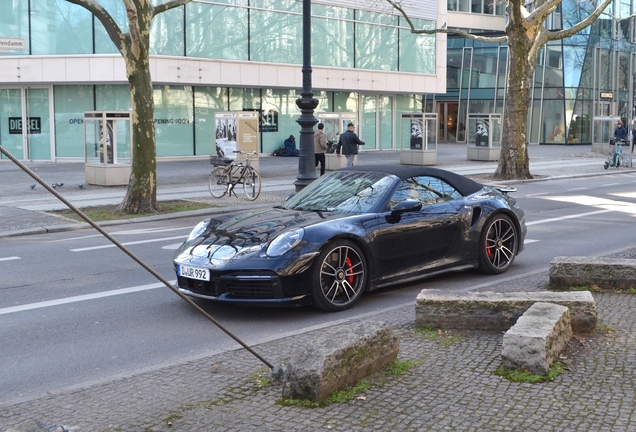 Porsche 992 Turbo Cabriolet