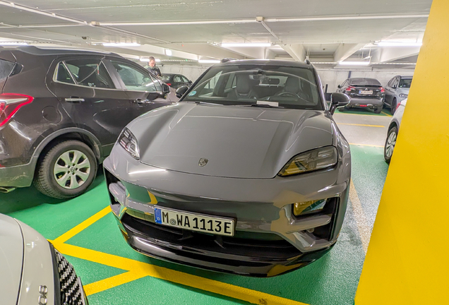 Porsche Macan EV Turbo