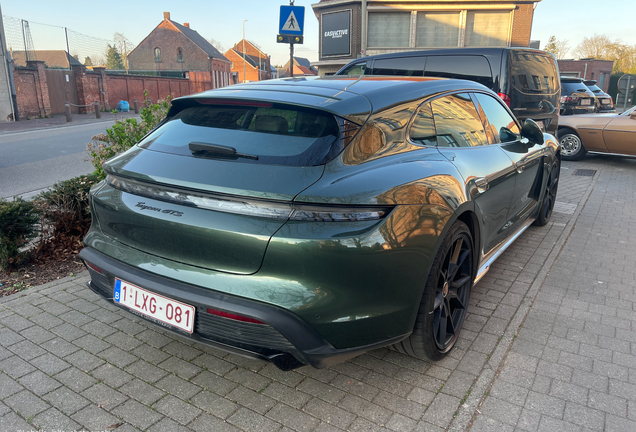 Porsche Taycan GTS Sport Turismo