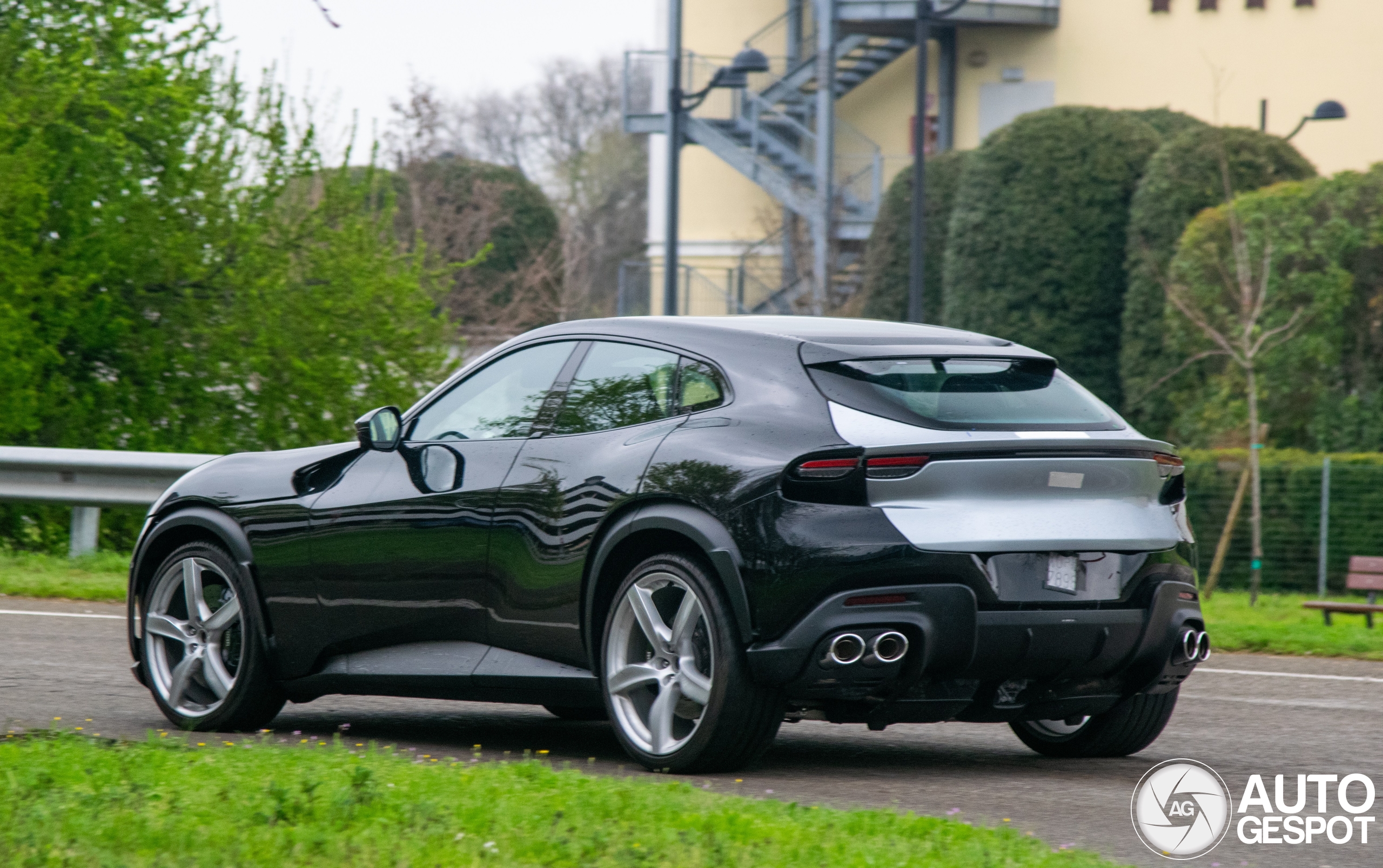 Wat is Ferrari met de Purosangue van plan?