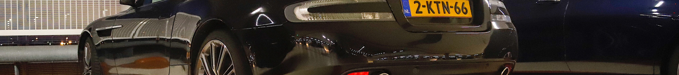 Aston Martin DB9 2013