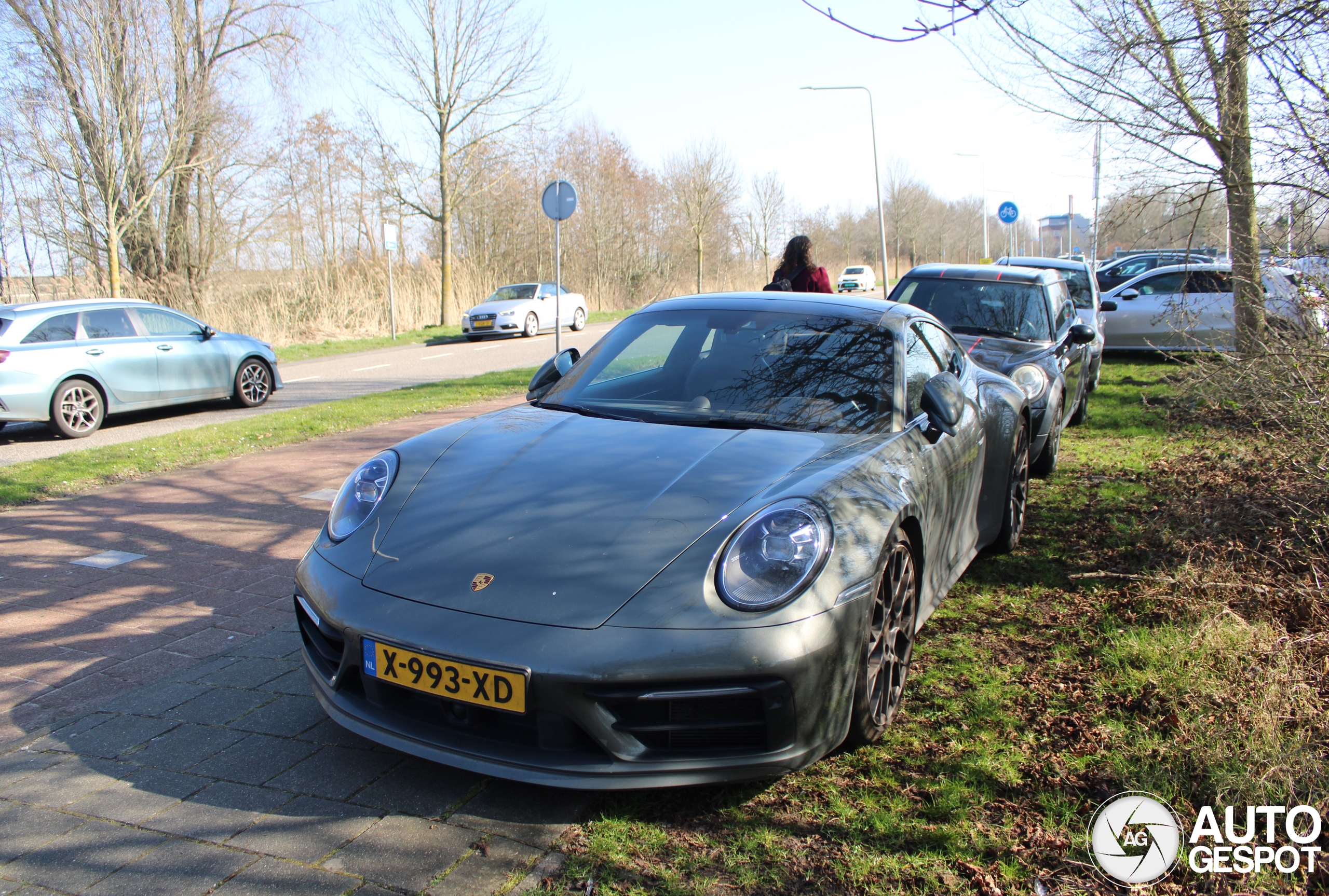 Porsche 992 Carrera 4S