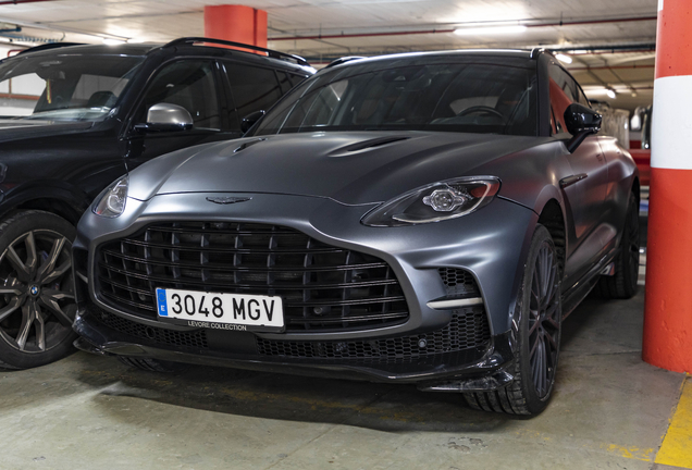 Aston Martin DBX707
