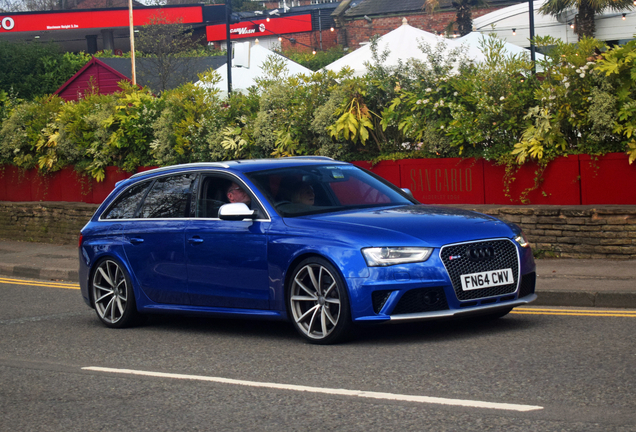 Audi RS4 Avant B8