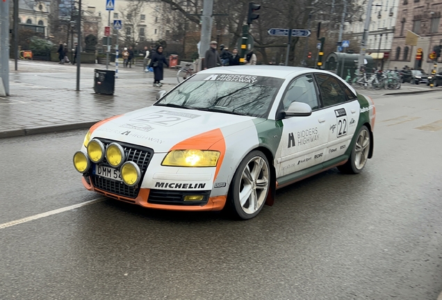 Audi S8 D3