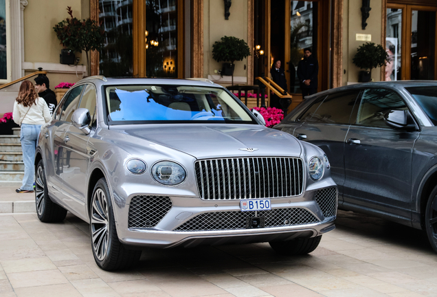 Bentley Bentayga Azure 2024