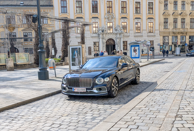 Bentley Flying Spur Hybrid Azure