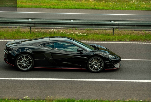 McLaren 570GT