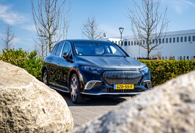 Mercedes-Maybach EQS 680 SUV