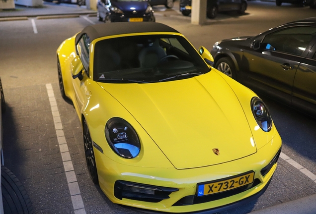 Porsche 992 Carrera GTS Cabriolet