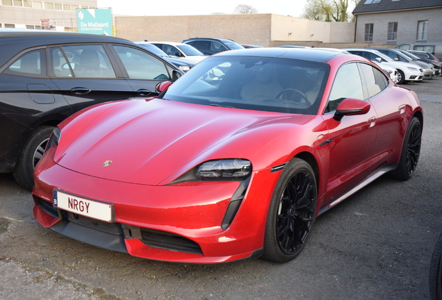 Porsche Taycan Turbo