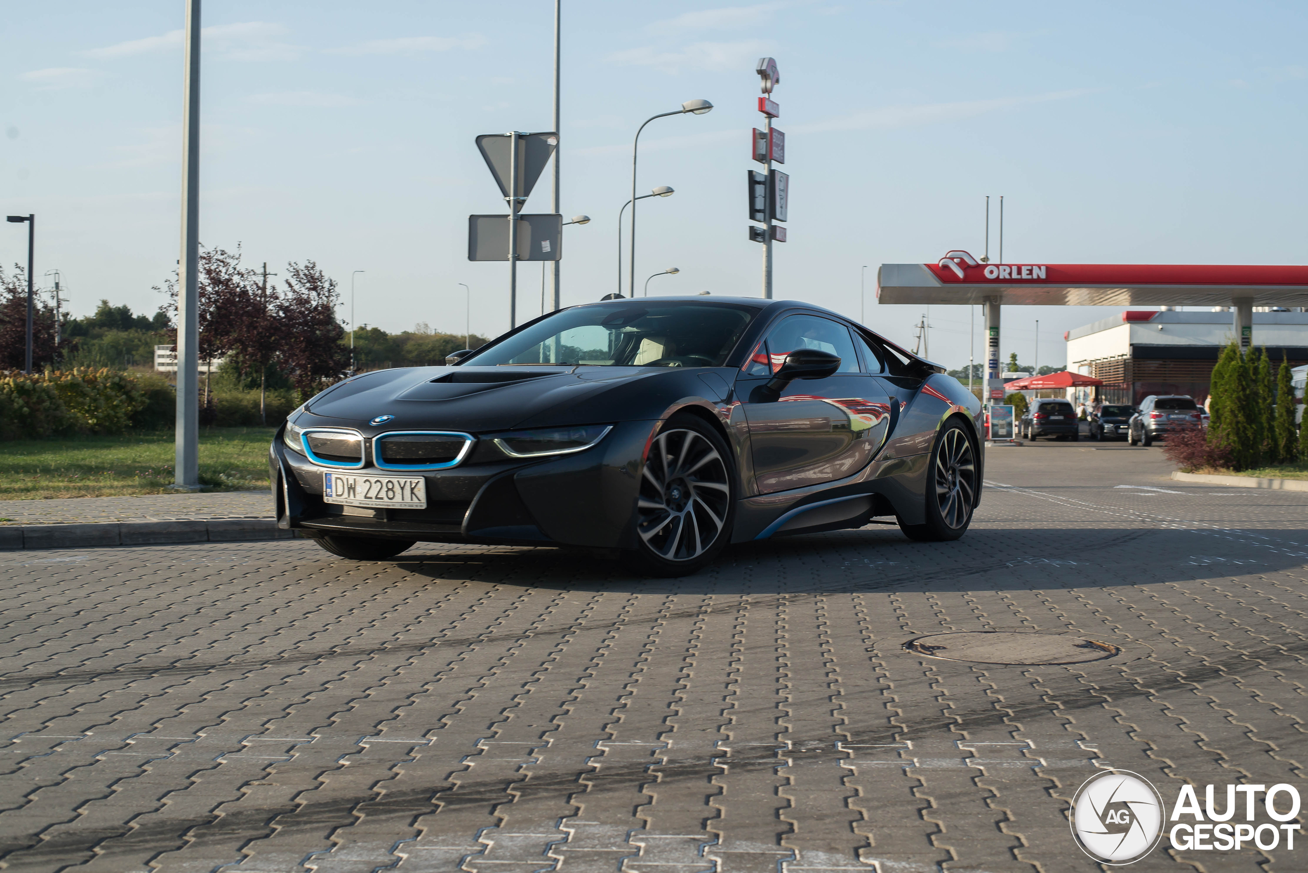 BMW i8