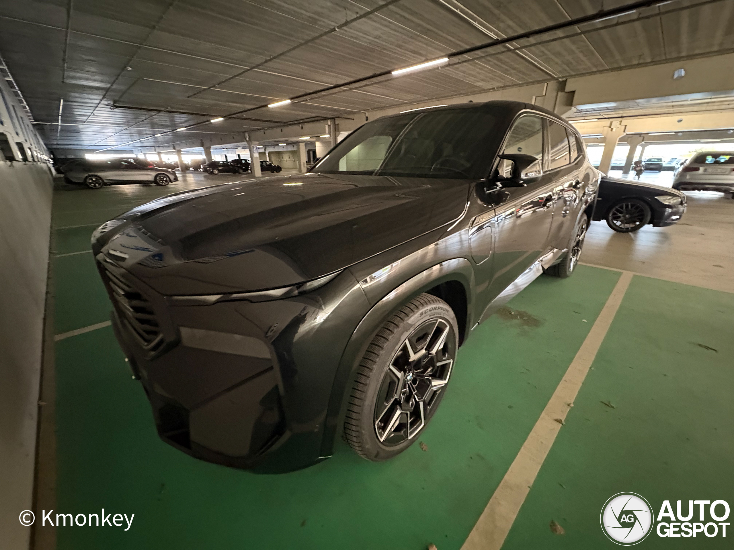 BMW XM G09