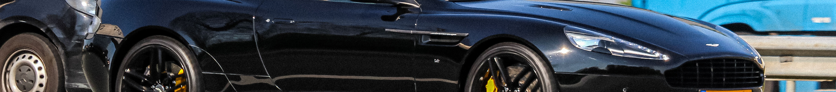 Aston Martin DB9 Volante 2013