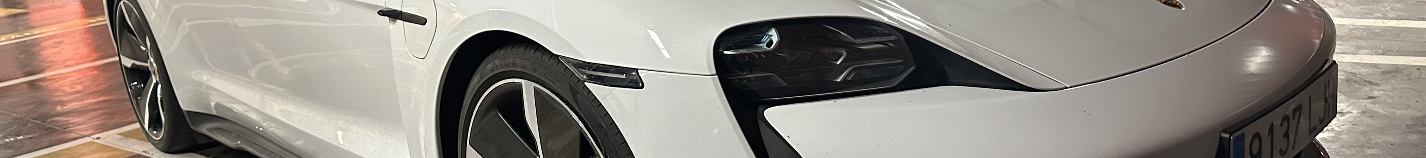 Porsche Taycan Turbo S MkI