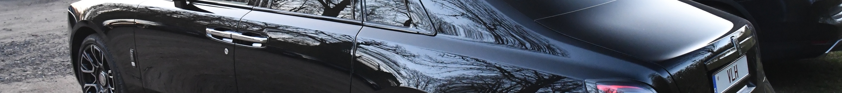 Rolls-Royce Ghost Black Badge 2021
