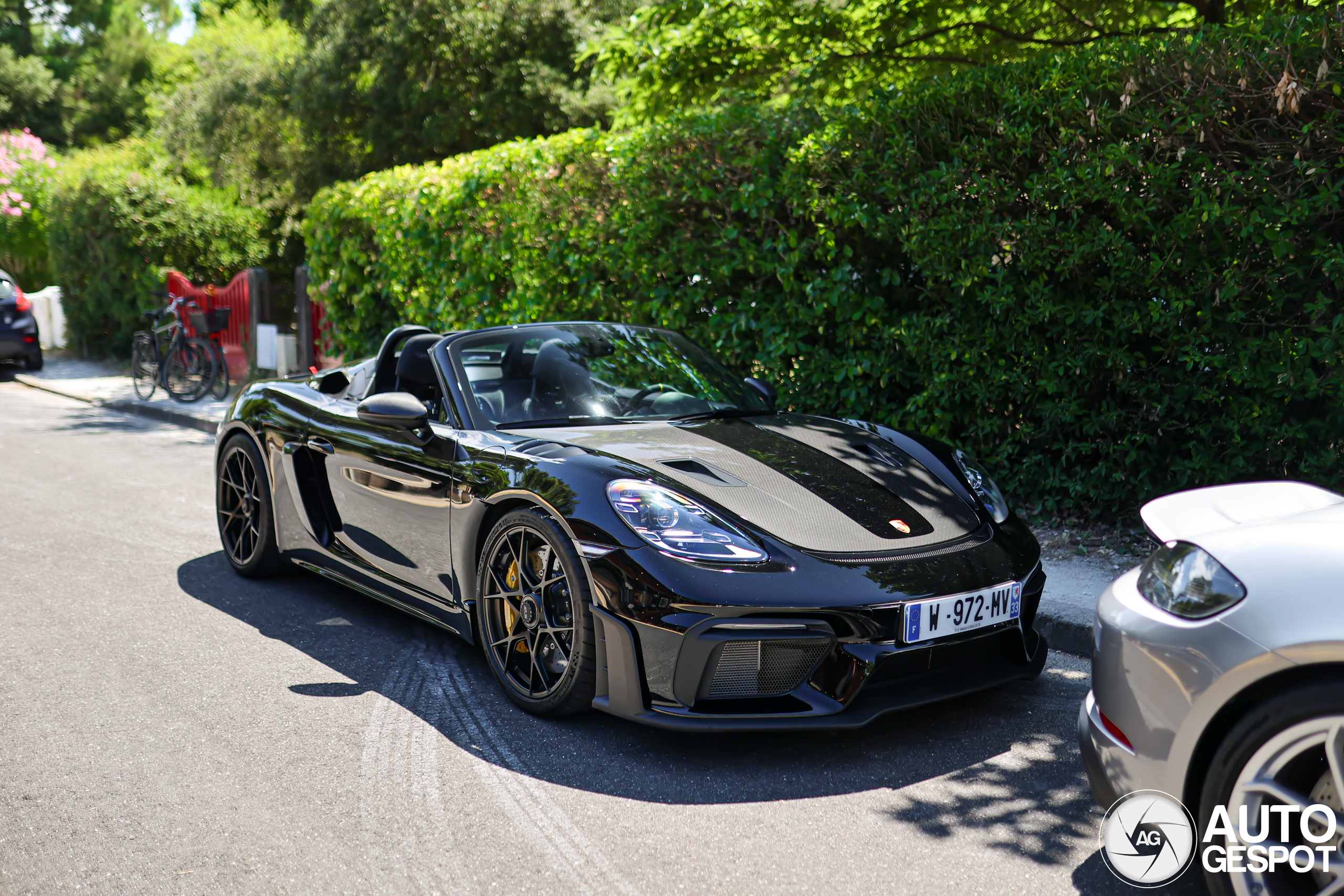 Porsche 718 Spyder RS Weissach Package - 04 April 2025 - Autogespot