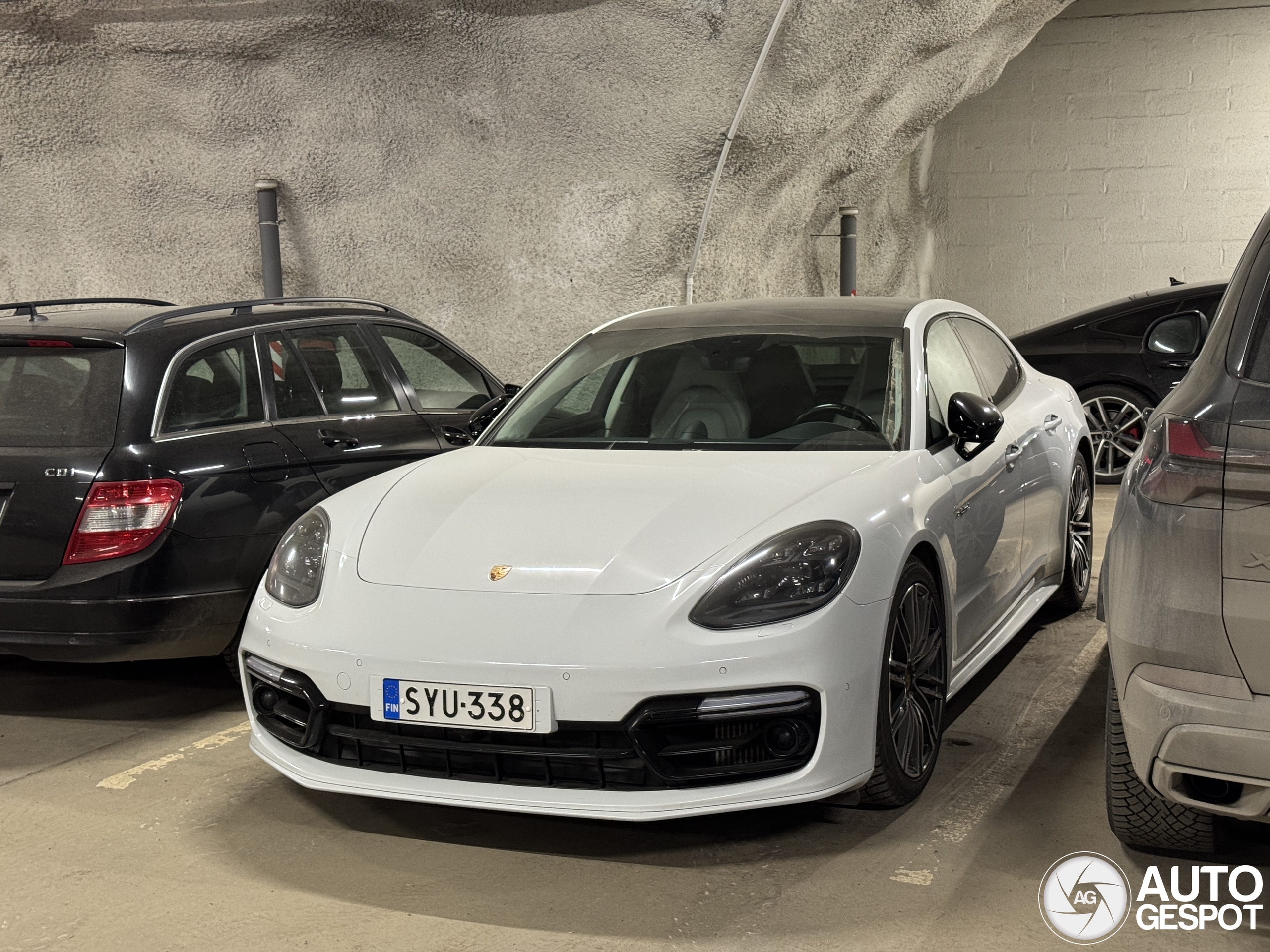 Porsche 971 Panamera Turbo S E-Hybrid MkI