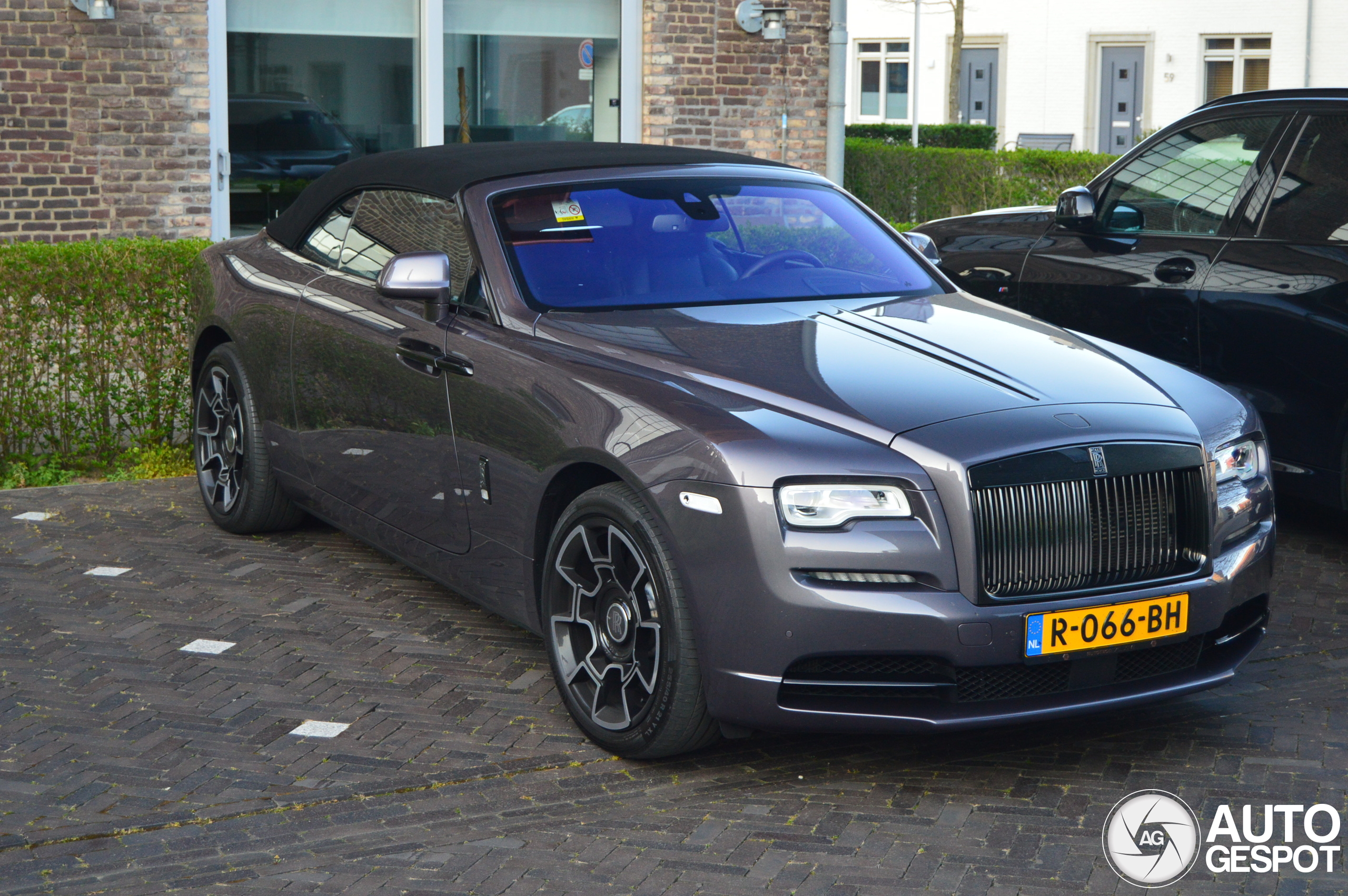 Rolls-Royce Dawn Black Badge