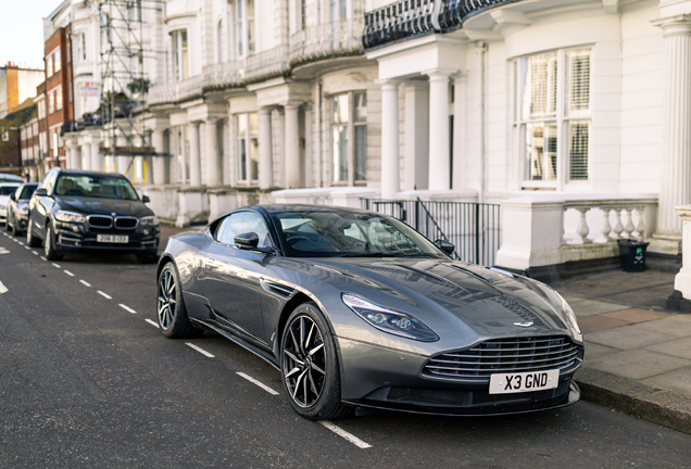 Aston Martin DB11