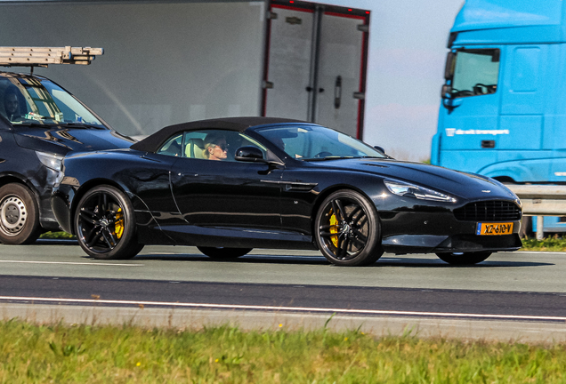 Aston Martin DB9 Volante 2013
