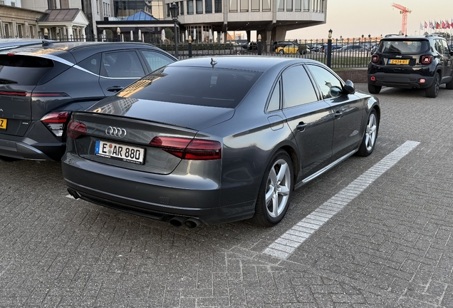 Audi S8 D4 Plus