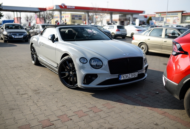 Bentley Continental GTC V8 2020