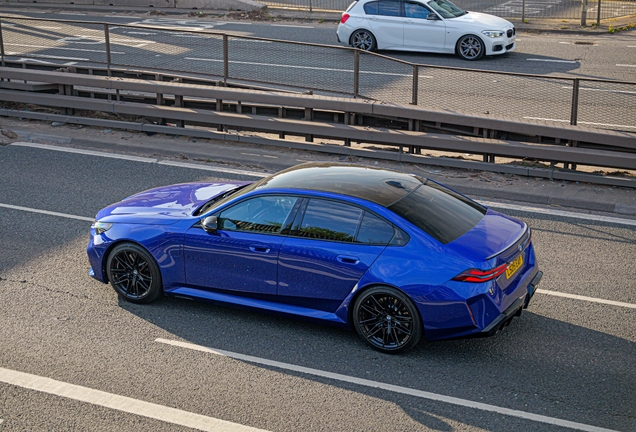 BMW M5 G90
