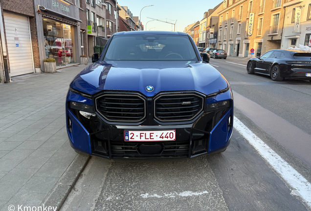 BMW XM G09