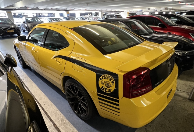 Dodge Charger SRT-8 Super Bee