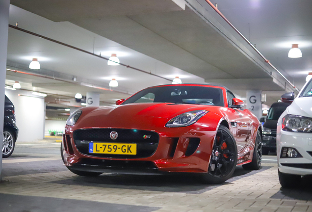 Jaguar F-TYPE S Convertible