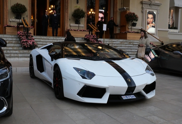 Lamborghini Aventador LP700-4 Roadster