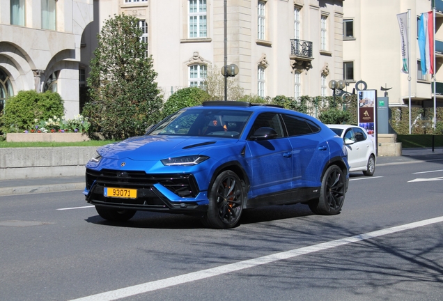 Lamborghini Urus S