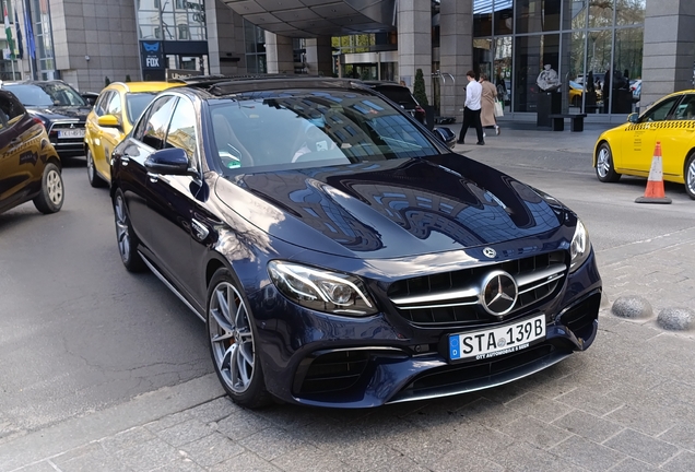 Mercedes-AMG E 63 S W213