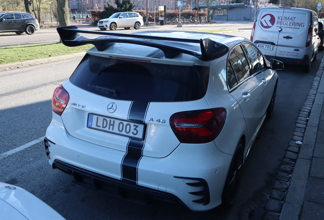 Mercedes-Benz A 45 AMG