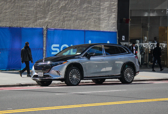 Mercedes-Maybach EQS 680 SUV