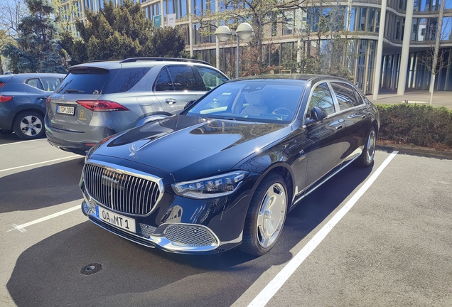 Mercedes-Maybach S 680 X223