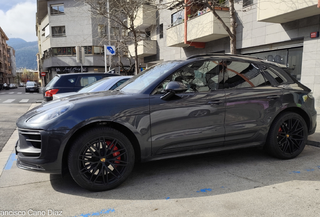Porsche 95B Macan GTS MkIII