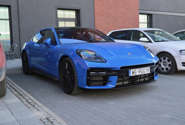 Porsche 972 Panamera GTS MkI