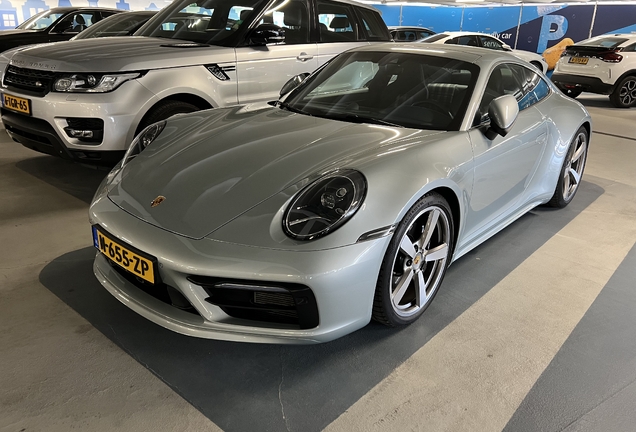Porsche 992 Carrera 4S Ben Pon Jr. Edition