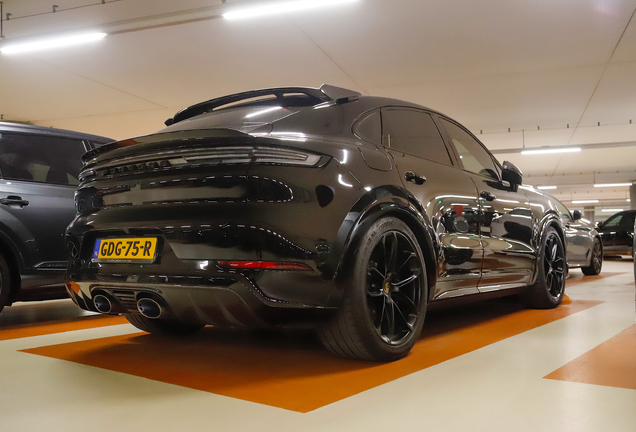 Porsche Cayenne Coupé Turbo E-Hybrid