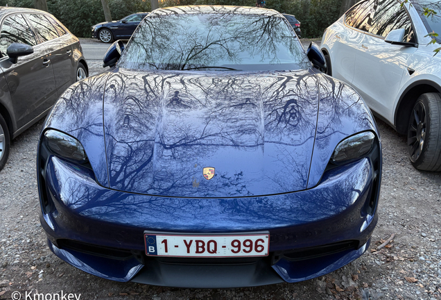 Porsche Taycan Turbo