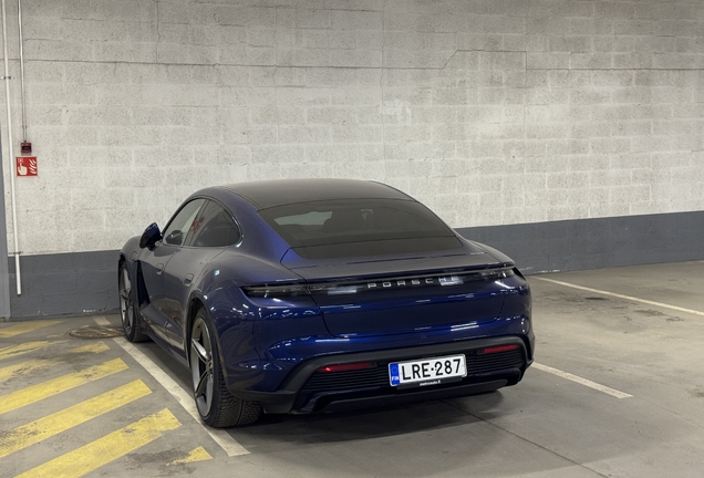 Porsche Taycan Turbo